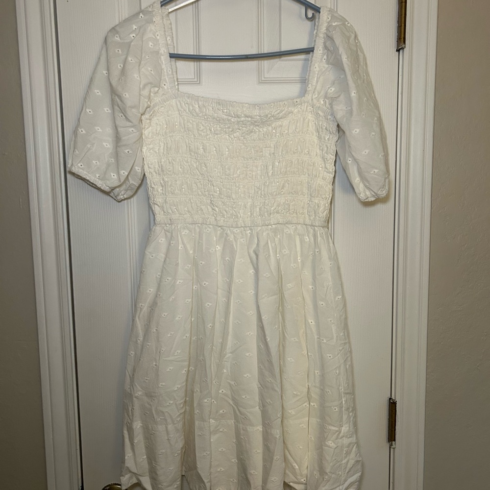 Gianni Bini White Puff Sleeve Dress